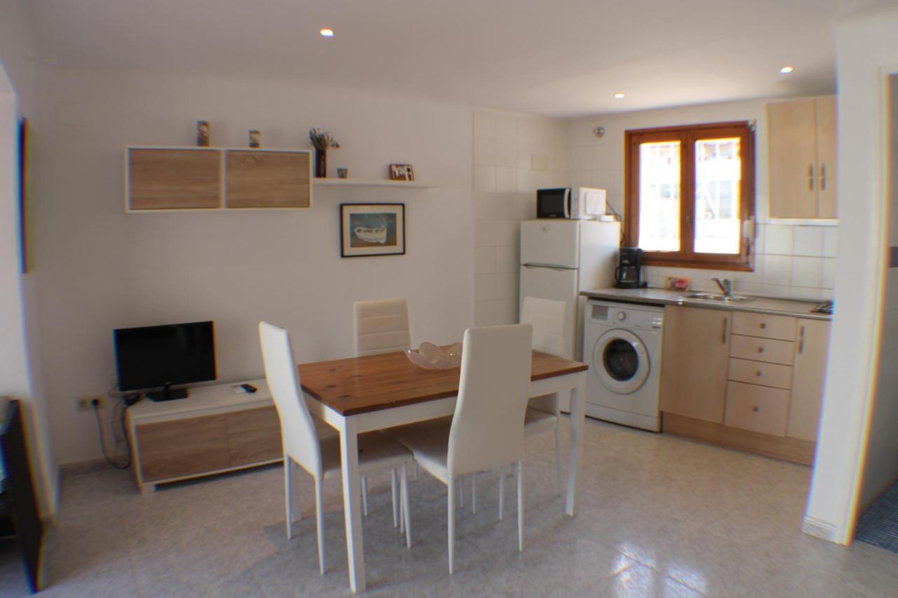Agi Port De Apartament Roses